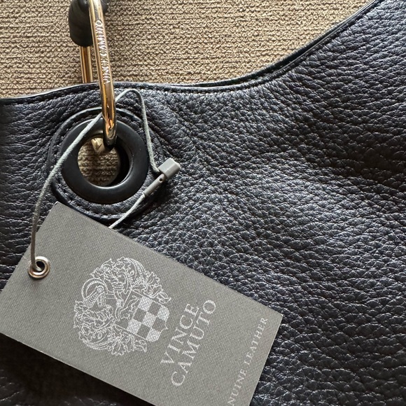 NEW Vince Camuto Black and Cream Leather Shoulder Bag - Picture 5 of 10